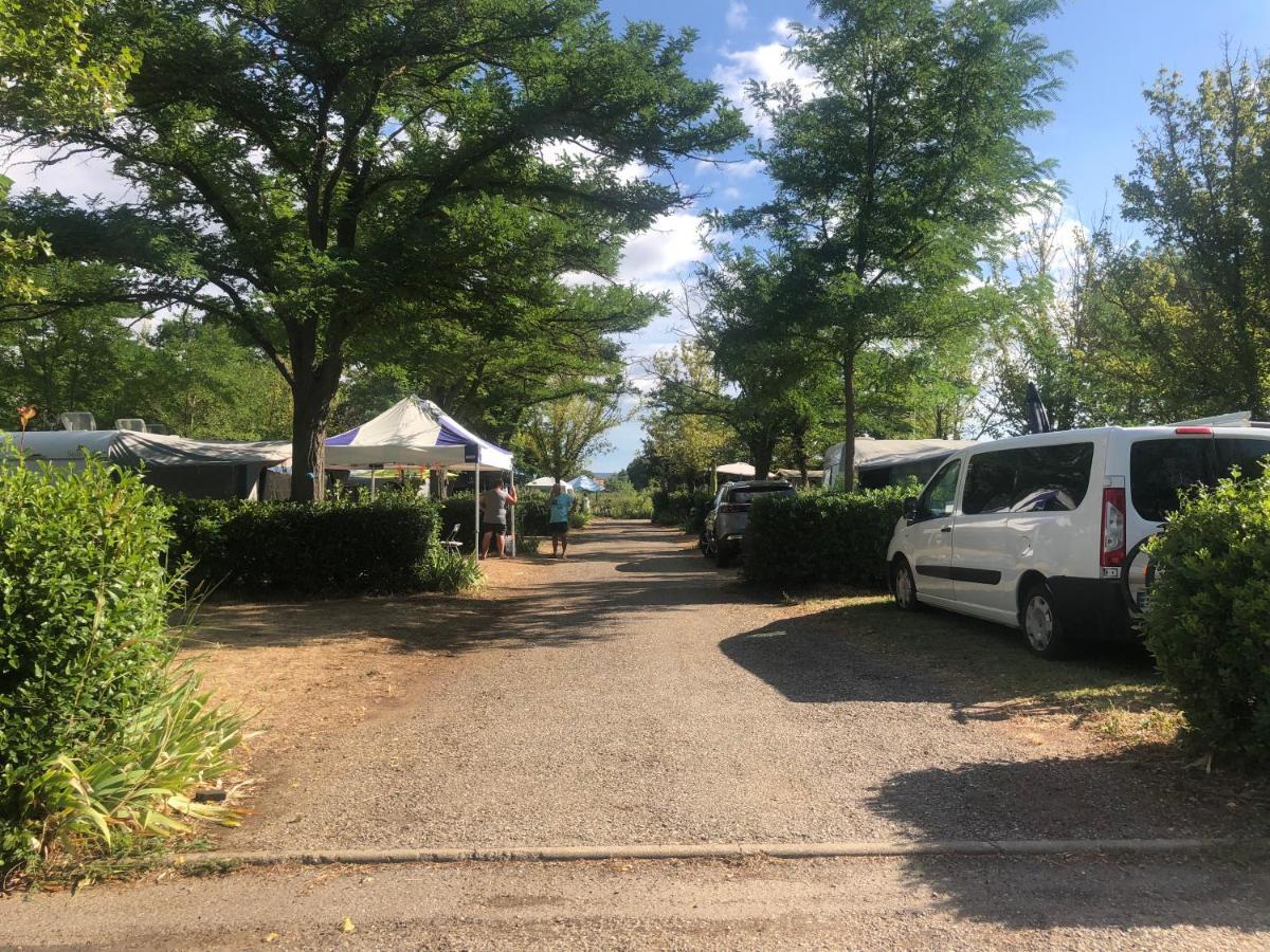 Camping Paradis Family Les Rives De L'Herault Gignac  Buitenkant foto