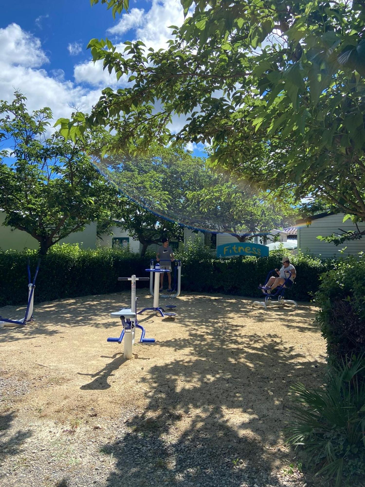 Camping Paradis Family Les Rives De L'Herault Gignac  Buitenkant foto