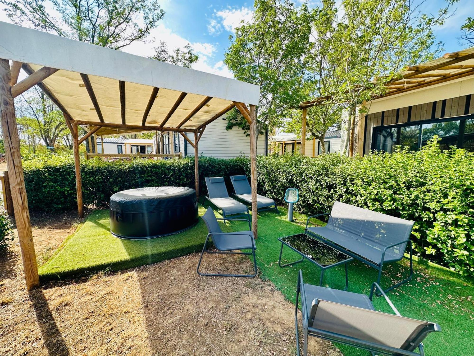 Camping Paradis Family Les Rives De L'Herault Gignac  Buitenkant foto