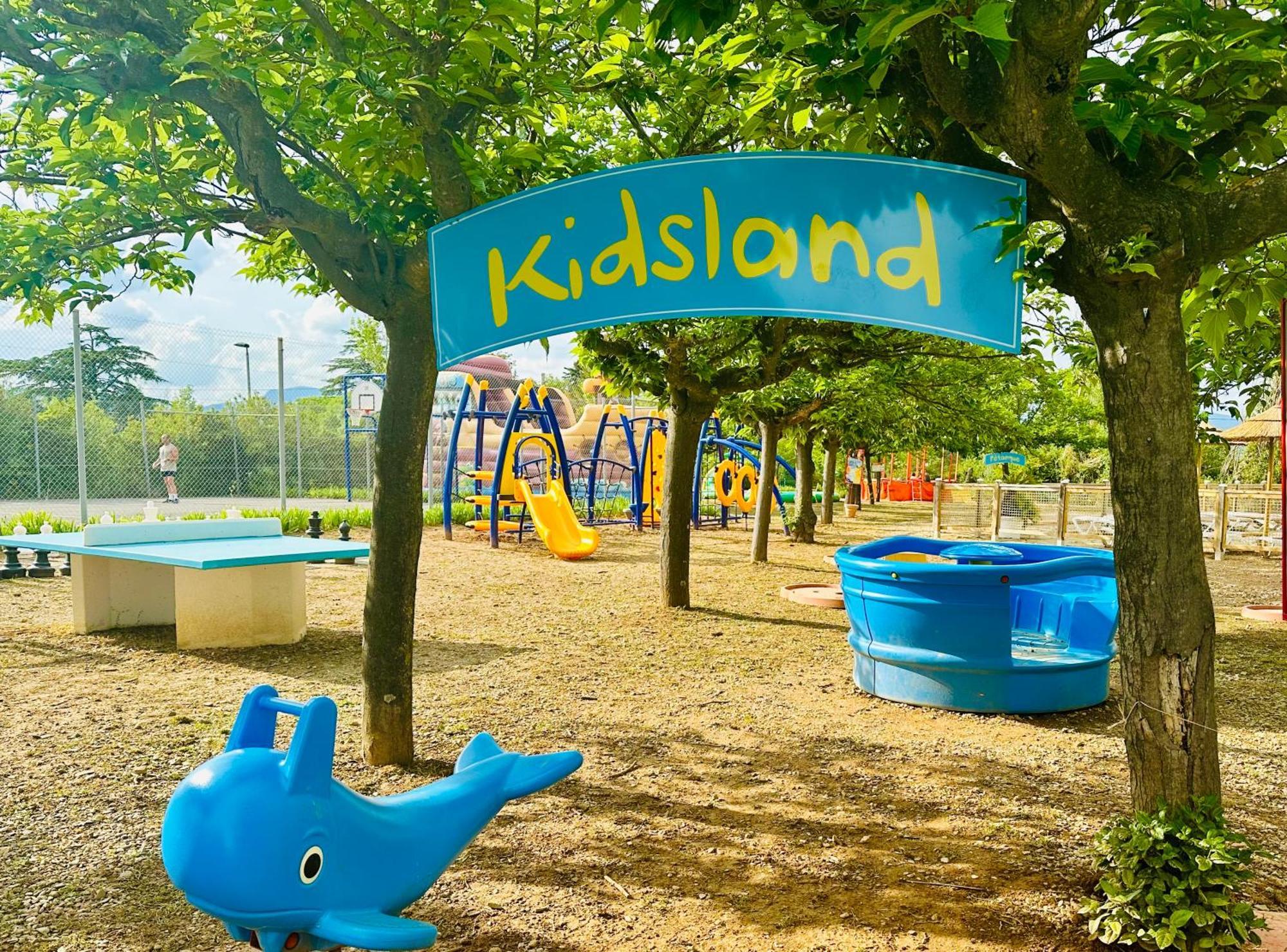 Camping Paradis Family Les Rives De L'Herault Gignac  Buitenkant foto